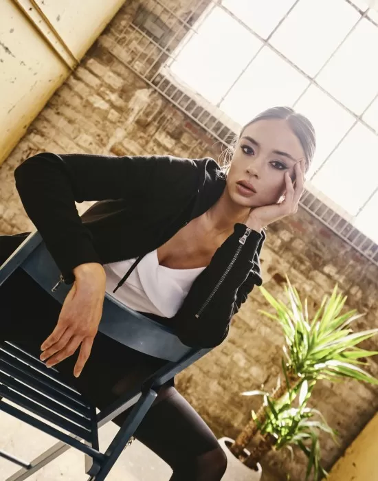 Дамски суичър в черно Urban Classics Ladies Sweat Parka, Суичъри - Hoodstyle.bg
