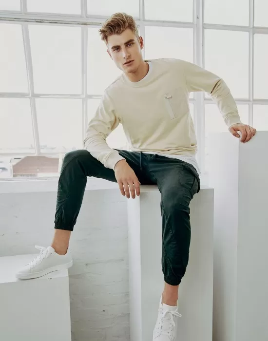 Мъжки карго панталон в тъмнозелен цвят Urban Classics Cargo, Панталони - Hoodstyle.bg