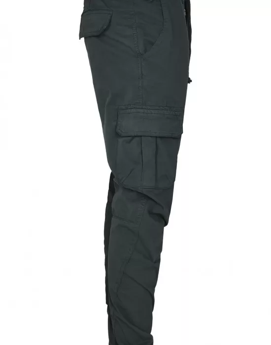 Мъжки карго панталон в тъмнозелен цвят Urban Classics Cargo, Панталони - Hoodstyle.bg