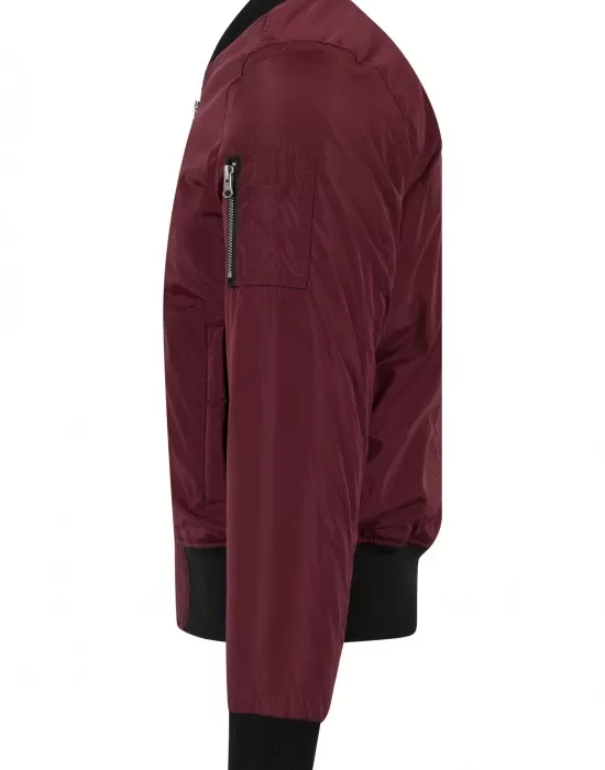Мъжко яке тип бомбър в цвят бордо Urban Classics burgundy/black