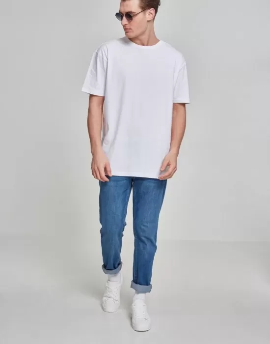 Мъжка уголемена тениска в бяло Oversized Urban Classics, Тениски - Hoodstyle.bg