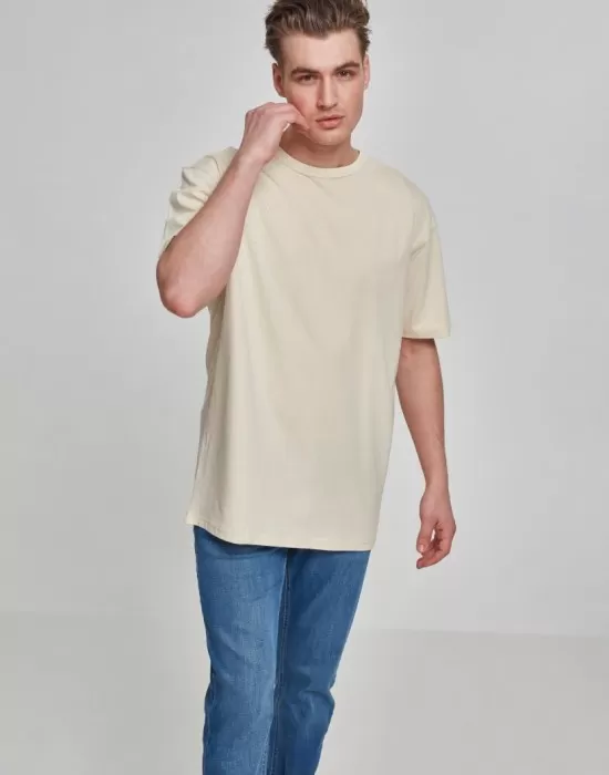 Мъжка уголемена тениска Oversized Urban Classics sand, Тениски - Hoodstyle.bg