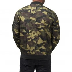 Мъжко тънко яке тип бомбър Urban Classics в камуфлаж woodcamo