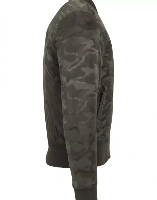 Мъжко камуфлажно яке тип бомбър Urban Classics в цвят тъмна маслина, Бомбъри - Hoodstyle.bg