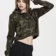 Дамски суичър в цвят маслина Urban Classics Ladies Camo Cropped Hoody, Суичъри - Hoodstyle.bg