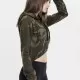 Дамски суичър в цвят маслина Urban Classics Ladies Camo Cropped Hoody, Суичъри - Hoodstyle.bg
