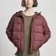Дамско яке в червено от Urban Classics Ladies Hooded Puffer, Якета - Hoodstyle.bg