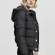Дамско яке в черно от Urban Classics Ladies Hooded Puffer, Якета - Hoodstyle.bg