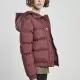 Дамско яке в червено от Urban Classics Ladies Hooded Puffer, Якета - Hoodstyle.bg