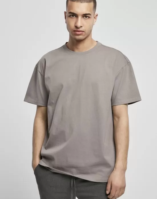 Мъжка изчистена тениска в сив цвят Urban Classics asphalt, Тениски - Hoodstyle.bg