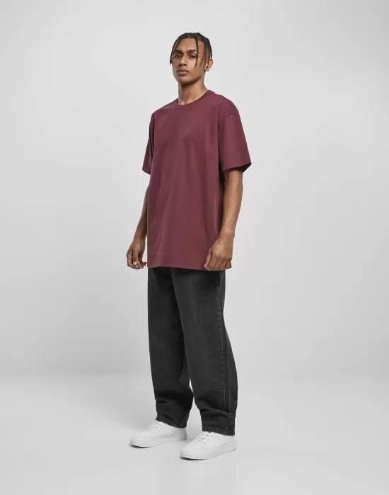 Мъжка изчистена тениска в тъмночервенo Urban Classics cherry, Тениски - Hoodstyle.bg