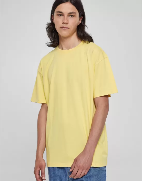 Мъжка тениска в светложълт цвят Urban ClassicsHeavy Tee, Тениски - Hoodstyle.bg