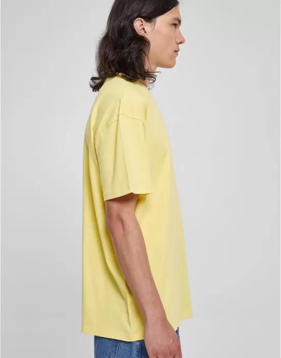 Мъжка тениска в светложълт цвят Urban ClassicsHeavy Tee, Тениски - Hoodstyle.bg