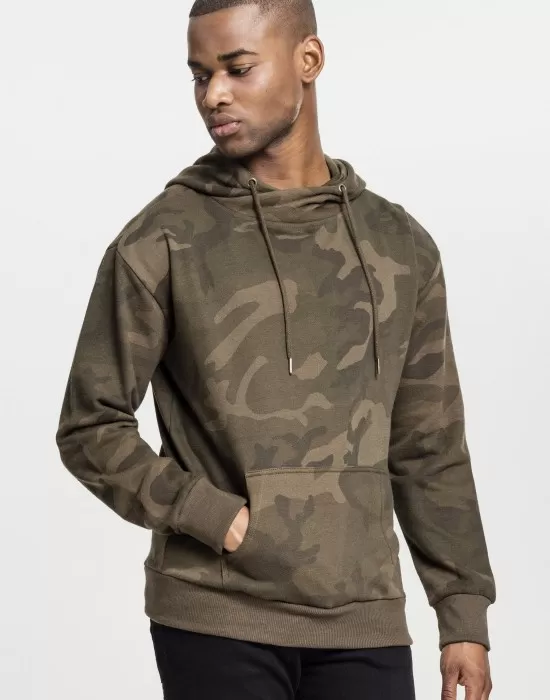 Мъжки камуфлажен суичър Urban Classics olive camo, Суичъри - Hoodstyle.bg