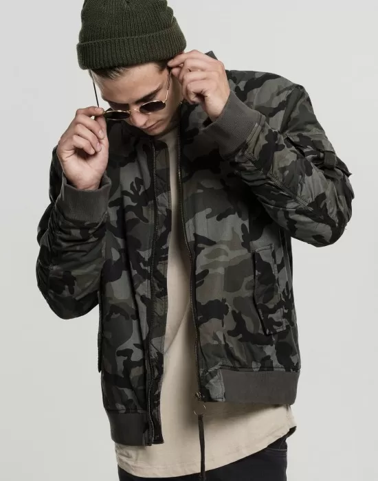 Мъжко камуфлажно яке тип бомбър Urban Classics wood camo, Бомбъри - Hoodstyle.bg