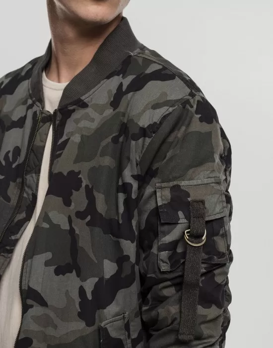 Мъжко камуфлажно яке тип бомбър Urban Classics wood camo, Бомбъри - Hoodstyle.bg