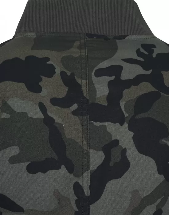 Мъжко камуфлажно яке тип бомбър Urban Classics wood camo, Бомбъри - Hoodstyle.bg