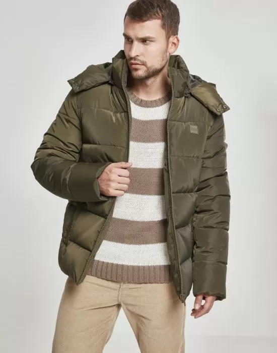 Мъжко зимно яке Urban Classics в цвят маслина, Зимни якета - Hoodstyle.bg