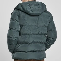 Мъжко зимно яке в тъмнозелено от Urban Classics Hooded Puffer