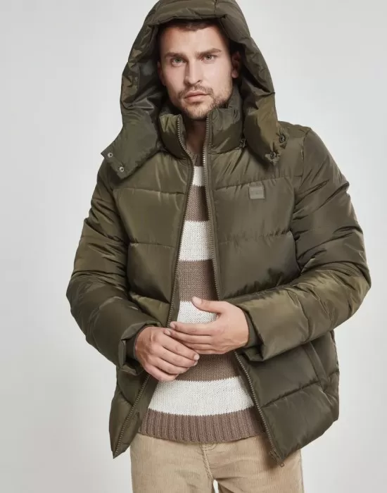 Мъжко зимно яке Urban Classics в цвят маслина, Зимни якета - Hoodstyle.bg