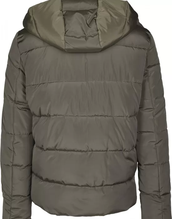 Мъжко зимно яке Urban Classics в цвят маслина, Зимни якета - Hoodstyle.bg