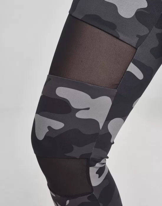 Дамски спортен клин в камуфлаж Urban Classics darkcamo/blk, Клинове - Hoodstyle.bg