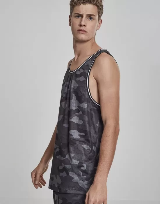 Мъжки камуфлажен потник Urban Classics darkcamo, Потници - Hoodstyle.bg