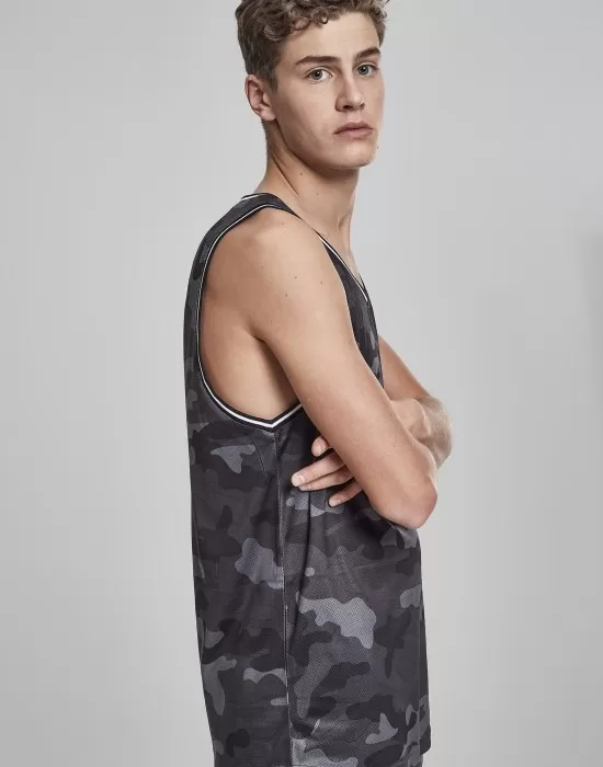Мъжки камуфлажен потник Urban Classics darkcamo, Потници - Hoodstyle.bg