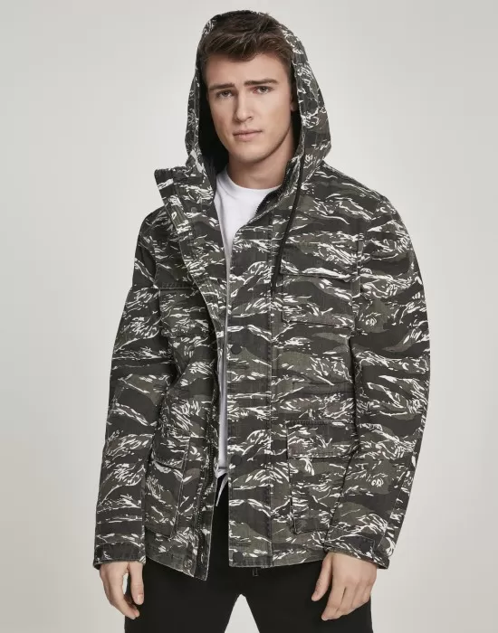 Мъжко камуфлажно яке Urban Classics olive/blk/wht, Зимни якета - Hoodstyle.bg