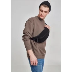 Пухена чанта за през рамо в черен цвят Urban Classics