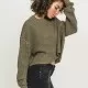 Дамски къс пуловер Urban Classics в цвят маслина, Блузи - Hoodstyle.bg