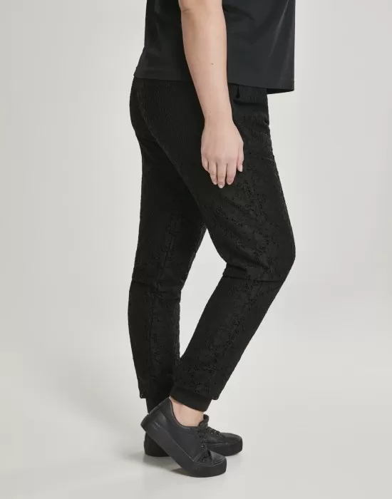 Дамски спортни панталони в черно Urban Classics Ladies Lace Jersey Jog Pants, Панталони - Hoodstyle.bg