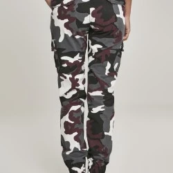 Дамски карго панталон във винено камуфлажен цвят Urban Classics Ladies High Waist Camo Cargo Pants