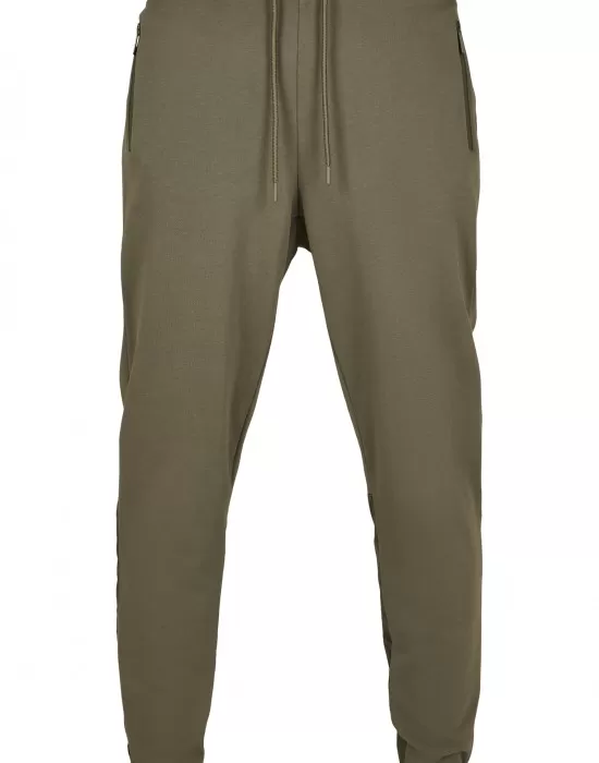Мъжки спортен панталон в цвят маслина Urban Classics Military Sweatpants, Панталони - Hoodstyle.bg