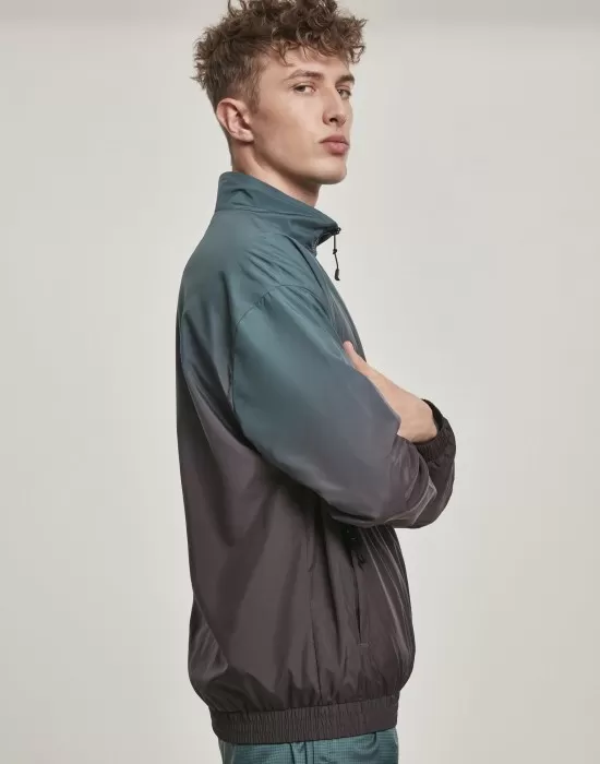 Мъжко яке в черно от Urban Classics Gradient Pull Over, Якета Пролет / Есен - Hoodstyle.bg