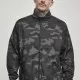 Мъжко яке в камуфлажен цвят от Urban Classics Camo Track, Якета Пролет / Есен - Hoodstyle.bg