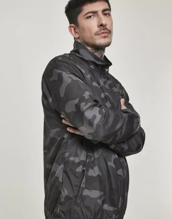 Мъжко яке в камуфлажен цвят от Urban Classics Camo Track, Якета Пролет / Есен - Hoodstyle.bg