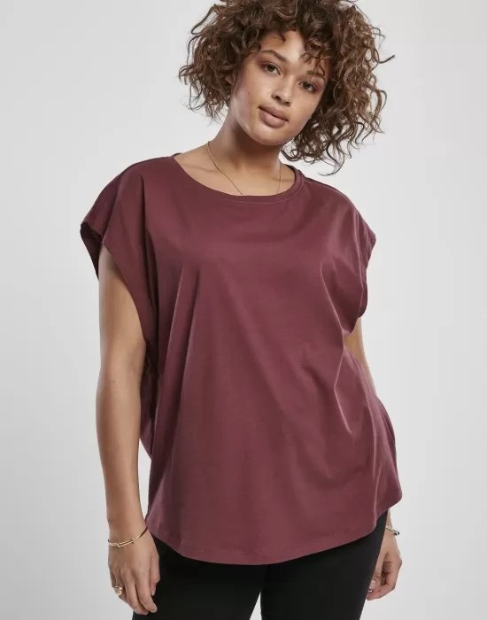 Дамска тениска в тъмночервен цвят Urban Classics Ladies Basic Shaped Tee cherry, Тениски - Hoodstyle.bg