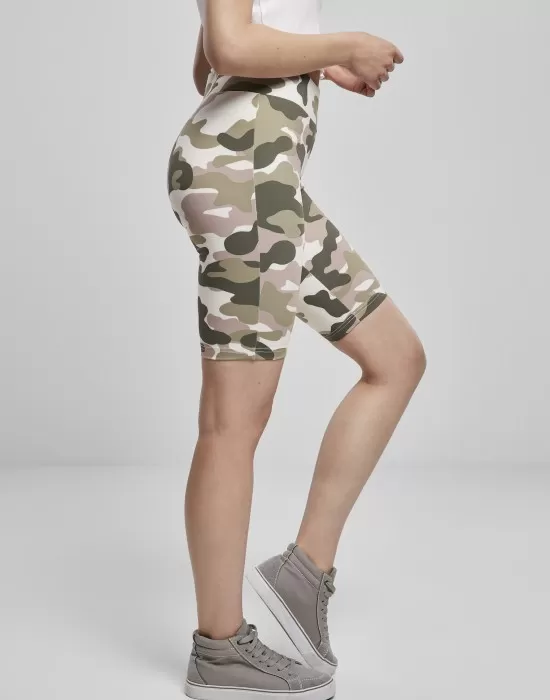 Дамски къс клин в камуфлажен десен Urban Classics High Waist Camo Tech Cycle Shorts duskrose camo, Клинове - Hoodstyle.bg