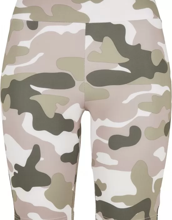 Дамски къс клин в камуфлажен десен Urban Classics High Waist Camo Tech Cycle Shorts duskrose camo, Клинове - Hoodstyle.bg