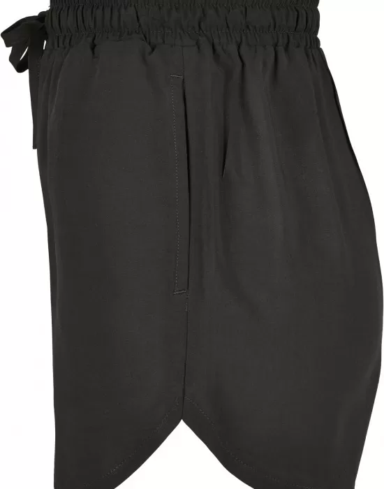 Дамски къси панталони от вискоза в черен цвят Urban Classics Ladies Viscose Resort Shorts black, Къси панталони - Hoodstyle.bg
