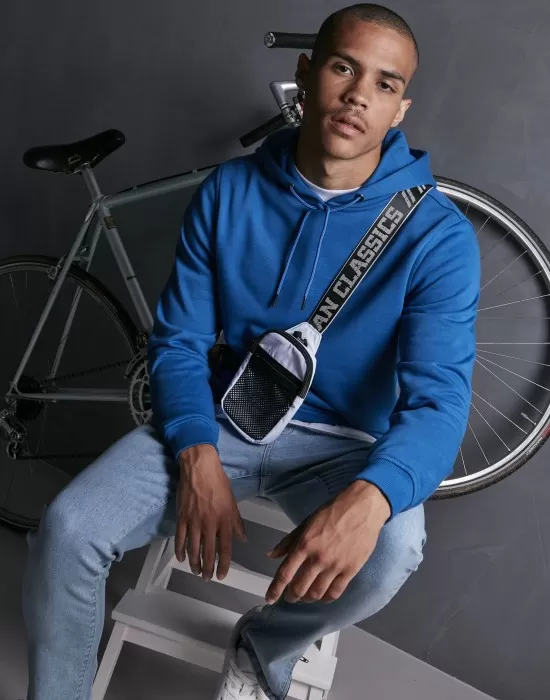 Мъжки суичър в синьо Urban Classics Basic Terry, Суичъри - Hoodstyle.bg