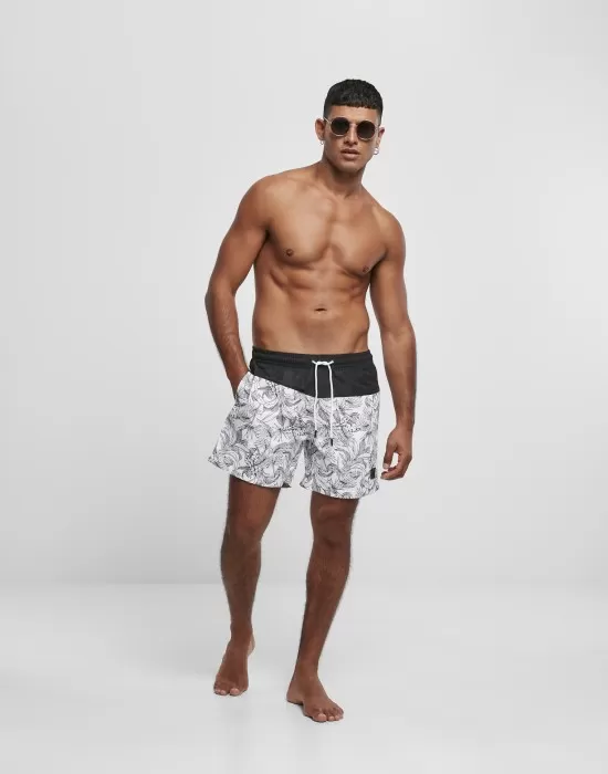 Мъжки къси панталони в черно и бяло Urban Classics Low Block Pattern Swim Shorts, Къси панталони - Hoodstyle.bg