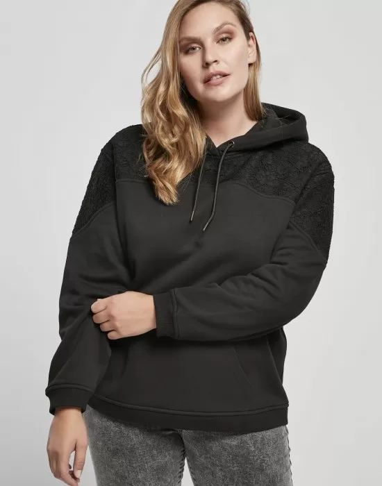 Дамски суичър в черно от Urban Classics Ladies Lace Inset, Суичъри - Hoodstyle.bg