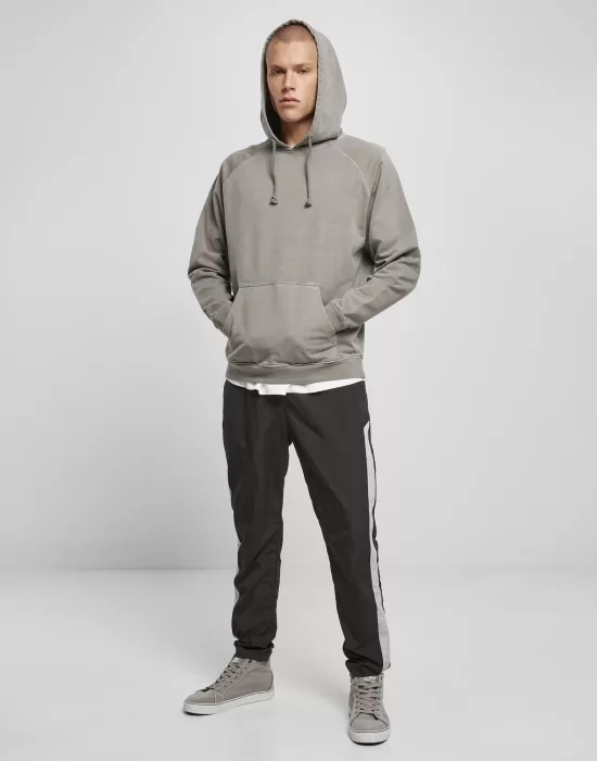 Мъжки суичър в сив цвят Urban Classics Overdyed, Суичъри - Hoodstyle.bg