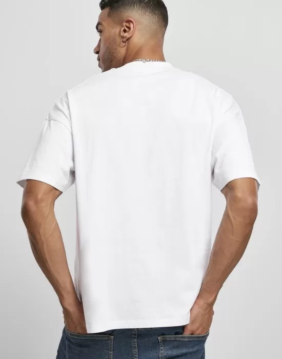 Мъжка тениска в бял цвят Urban Classics Mock Neck, Тениски - Hoodstyle.bg