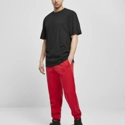 Мъжко долнище в червен цвят Urban Classics Basic Sweatpants 2.0 