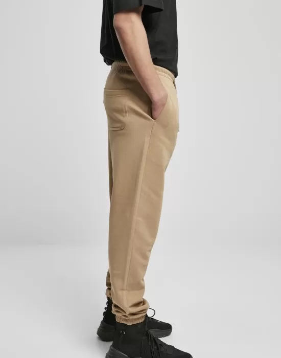 Мъжко долнище в бежов цвят Urban Classics Basic Sweatpants 2.0, Долнища - Hoodstyle.bg