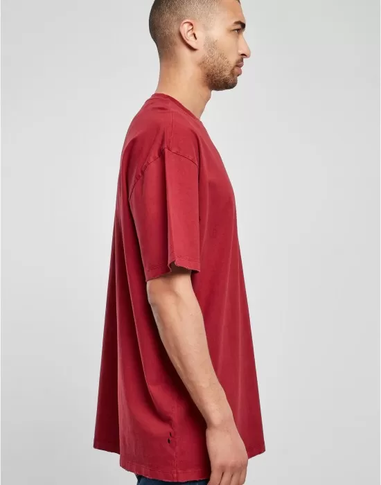 Мъжка тениска в червен цвят Urban Classics Distressed Tee, Тениски - Hoodstyle.bg