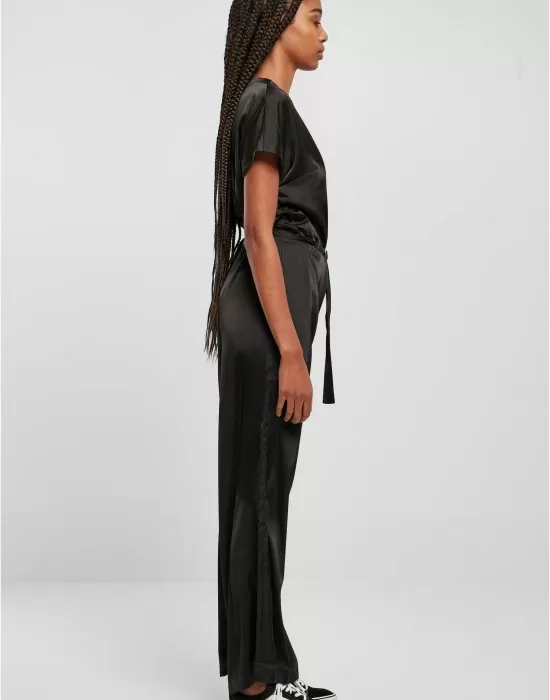 Дамски дълъг сатенен гащеризон в черен цвят Urban Classics Satin Jumpsuit, Жени - Hoodstyle.bg